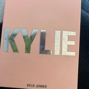 Kylie Jenner blush